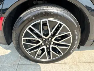 Ford Mustang Mach-E 2025 AWD Premium 4 puertas SUV