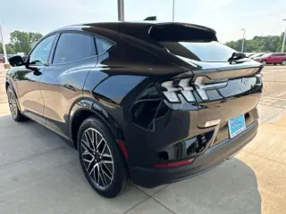Ford Mustang Mach-E 2025 AWD Premium 4 puertas SUV