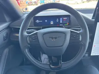Ford Mustang Mach-E 2025 AWD GT 4 puertas SUV