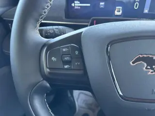 Ford Mustang Mach-E 2025 AWD GT 4 puertas SUV