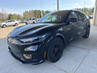 Ford Mustang Mach-E 2025 AWD GT 4 puertas SUV
