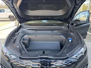 Ford Mustang Mach-E 2025 AWD GT 4 puertas SUV