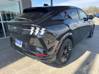 Ford Mustang Mach-E 2025 AWD GT 4 puertas SUV