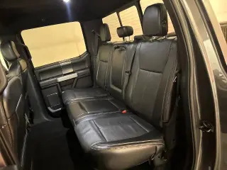 Ford F-150 2019 4x2 Lariat 4 puertas SuperCrew 5.5 pies. SB