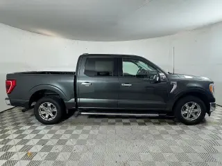 Ford F-150 2021 4x2 XLT 4 puertas SuperCrew 5.5 pies. SB