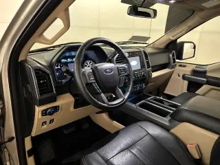 Ford F-150 2018 4x2 XLT 4 puertas SuperCrew 5.5 pies. SB