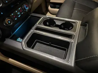 Ford F-150 2018 4x2 XLT 4 puertas SuperCrew 5.5 pies. SB