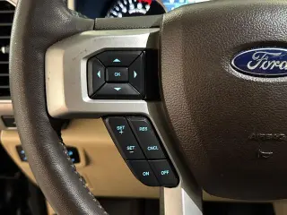 Ford F-150 2018 4x2 Lariat 4 puertas SuperCrew 5.5 pies SB