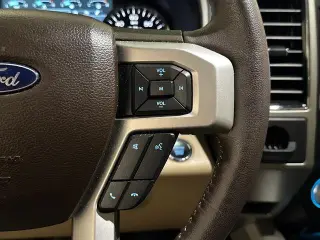 Ford F-150 2018 4x2 Lariat 4 puertas SuperCrew 5.5 pies SB