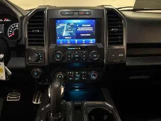 Ford F-150 2020 4x4 XLT 4 puertas SuperCrew 5.5 pies. SB