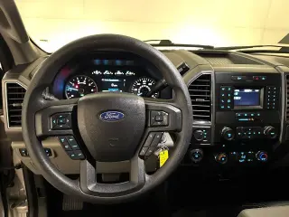 Ford F-150 2018 4x4 XLT 4 puertas SuperCrew 5.5 pies. SB