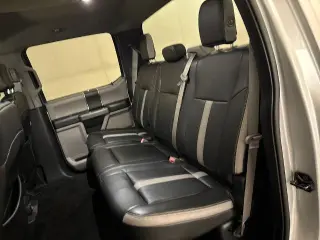 Ford F-150 2018 4x4 XLT 4 puertas SuperCrew 5.5 pies. SB
