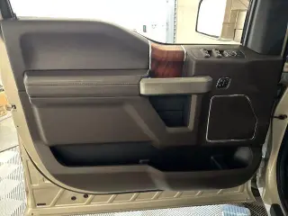 Ford F-150 2018 4x4 King Ranch 4 puertas SuperCrew 5.5 pies SB