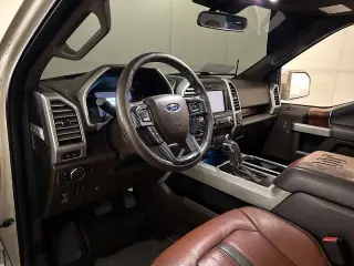 Ford F-150 2018 4x4 King Ranch 4 puertas SuperCrew 5.5 pies SB