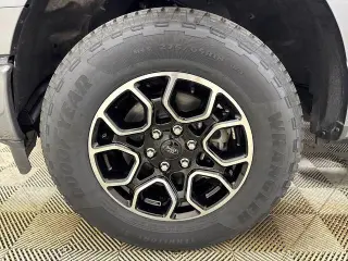 Ford F-150 2023 4x4 XLT 4 puertas SuperCrew 5.5 pies. SB