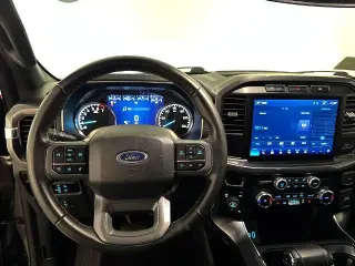 Ford F-150 2023 4x4 XLT 4 puertas SuperCrew 5.5 pies. SB