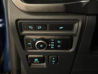 Ford F-150 2023 4x4 XLT 4 puertas SuperCrew 5.5 pies. SB