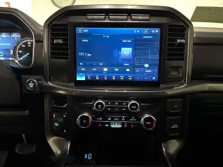 Ford F-150 2023 4x4 XLT 4 puertas SuperCrew 5.5 pies. SB