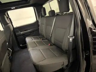 Ford F-150 2023 4x4 XLT 4 puertas SuperCrew 5.5 pies. SB