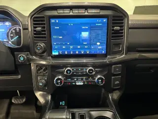 Ford F-150 2021 4x4 XLT 4 puertas SuperCrew 5.5 pies. SB