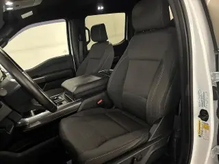 Ford F-150 2023 4x4 XLT 4 puertas SuperCrew 5.5 pies. SB