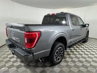 Ford F-150 2023 4x4 XLT 4 puertas SuperCrew 5.5 pies SB