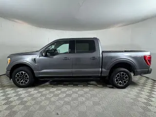 Ford F-150 2023 4x4 XLT 4 puertas SuperCrew 5.5 pies SB