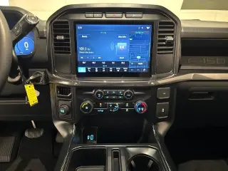 Ford F-150 2024 4x2 STX 4 puertas SuperCrew 5.5 pies SB