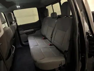 Ford F-150 2024 4x2 XLT 4 puertas SuperCrew 5.5 pies. SB