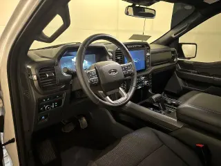 Ford F-150 2024 4x4 XLT 4 puertas SuperCrew 5.5 pies. SB
