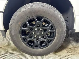 Ford F-150 2024 4x4 XLT 4 puertas SuperCrew 5.5 pies. SB