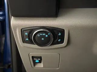 Ford F-150 2017 4x4 XL Cabina Super 4 puertas 6.5 pies SB