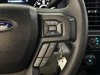 Ford F-150 2017 4x4 XL Cabina Super 4 puertas 6.5 pies SB