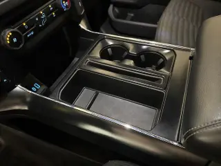 Ford F-150 2023 4x4 XL 4 puertas SuperCab 6.5 pies. SB