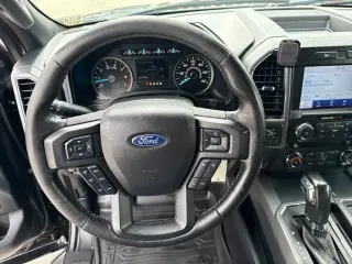Ford F-150 2020 4x4 XLT 4 puertas SuperCrew 5.5 pies. SB