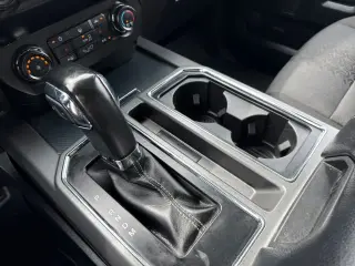 Ford F-150 2020 4x4 XLT 4 puertas SuperCrew 5.5 pies. SB