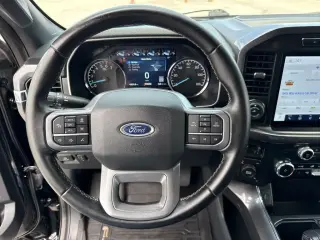 Ford F-150 2023 4x4 XLT 4 puertas SuperCrew 5.5 pies. SB