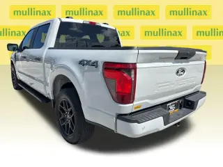 Ford F-150 2024 4x4 STX 4 puertas SuperCrew 5.5 pies. SB