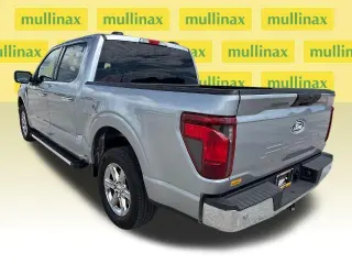 Ford F-150 2025 4x2 XLT 4 puertas SuperCrew 5.5 pies. SB