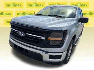 Ford F-150 2025 4x2 XLT 4 puertas SuperCrew 5.5 pies. SB