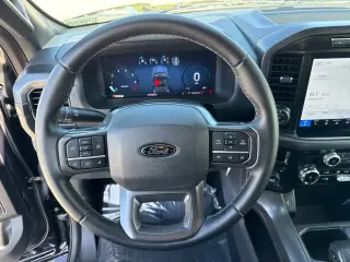 Ford F-150 2024 4x4 XLT 4 puertas SuperCrew 5.5 pies. SB