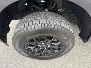 Ford F-150 2024 4x4 XLT 4 puertas SuperCrew 5.5 pies. SB