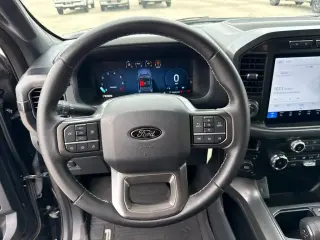 Ford F-150 2024 4x4 XLT 4 puertas SuperCrew 5.5 pies. SB