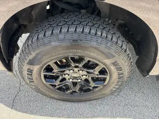 Ford F-150 2024 4x4 XLT 4 puertas SuperCrew 5.5 pies. SB
