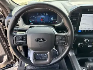 Ford F-150 2024 4x4 XLT 4 puertas SuperCrew 5.5 pies. SB