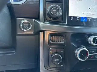 Ford F-150 2024 4x4 XLT 4 puertas SuperCrew 5.5 pies. SB