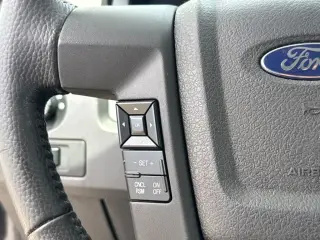 Ford F-150 2011 4x2 XLT 4 puertas SuperCrew Styleside caja 5.5 pies