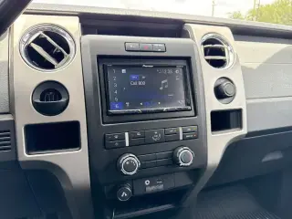 Ford F-150 2011 4x2 XLT 4 puertas SuperCrew Styleside caja 5.5 pies