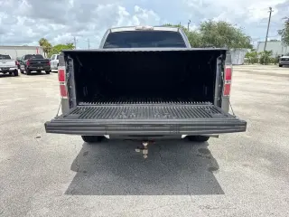Ford F-150 2011 4x2 XLT 4 puertas SuperCrew Styleside caja 5.5 pies