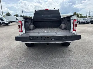 Ford F-150 2021 4x4 Platinum 4 puertas SuperCrew 5.5 pies SB
